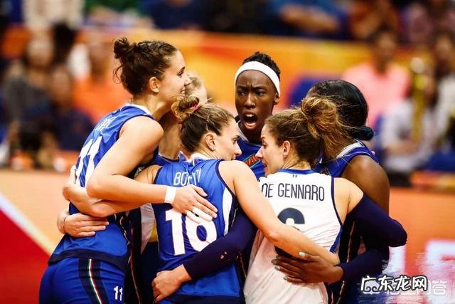 中国女排03脆败美国女排，你认为中国女排还有希望夺取总决赛的冠军吗？