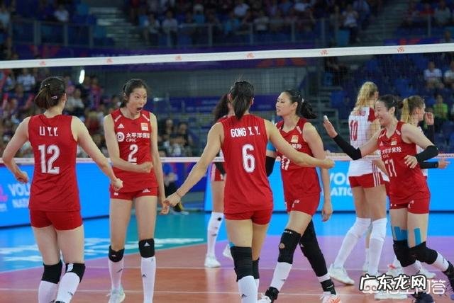中国女排03脆败美国女排,你认为中国女排还有希望夺取总决赛的冠军吗?