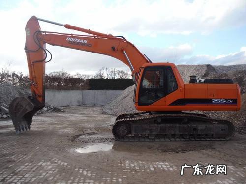 doosan挖掘机是什么牌子