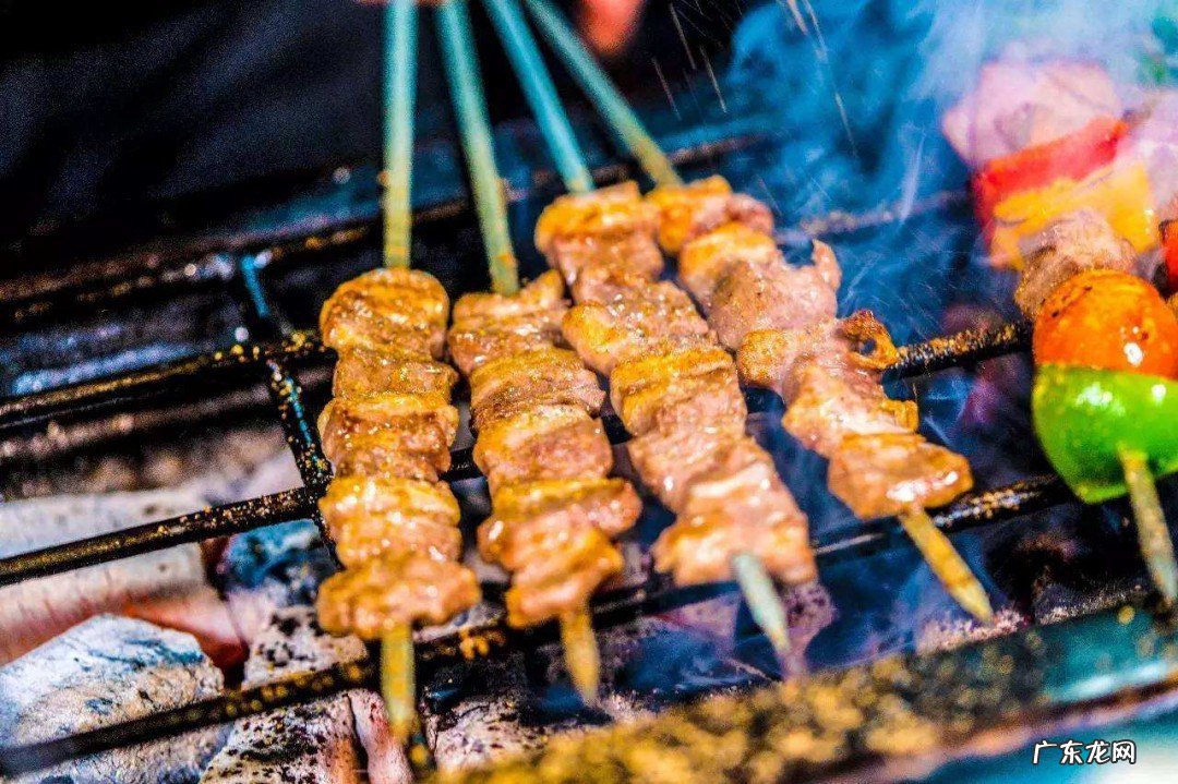 梦到吃烧烤什么意思