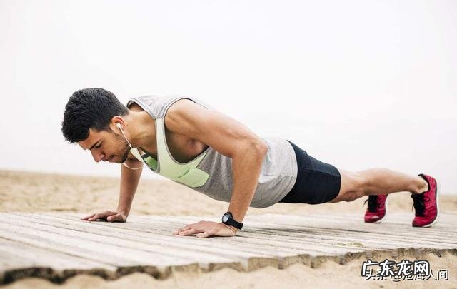 俯卧撑对胸肌的作用大不大?