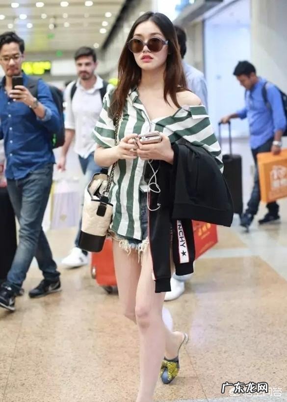 如何把短袖衬衫穿得时髦又得体?