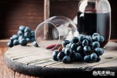 葡萄汁和葡萄酒营养是一样的吗？