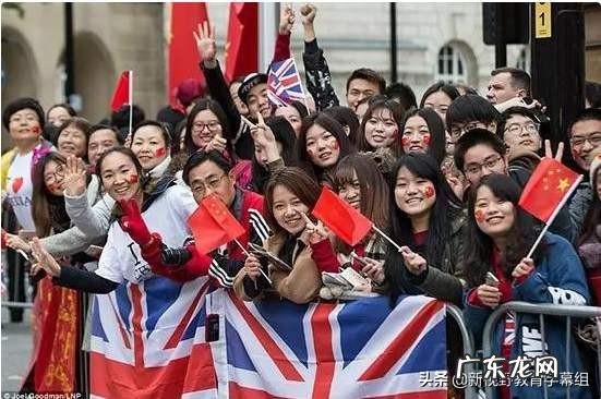 在美国，有30万中国学生在假装留学，中国留学生如何走出舒适圈？