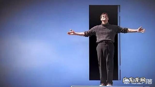 你看过《楚门的世界》吗?这部电影中,给你留下最深刻印象的是什么?