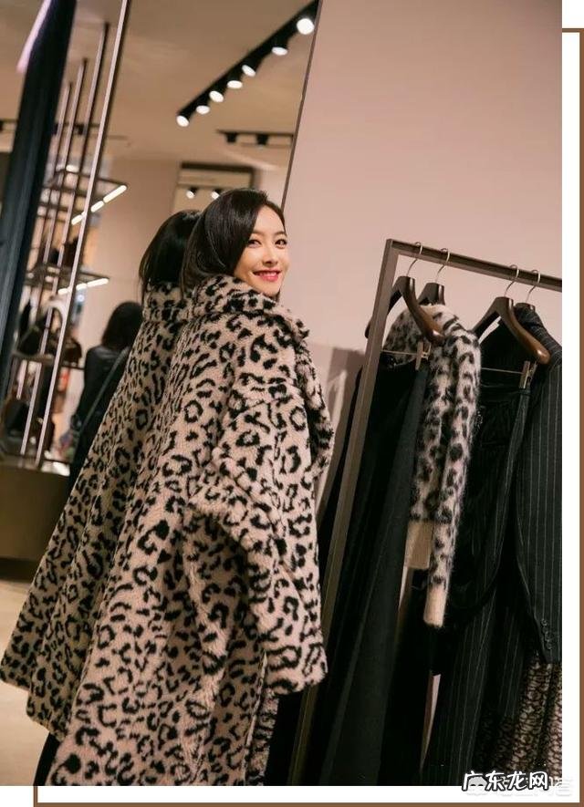 准备买一件羊绒大衣,什么样的款式比较经典?