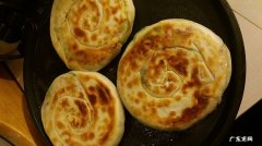 香葱油饼的制作方法