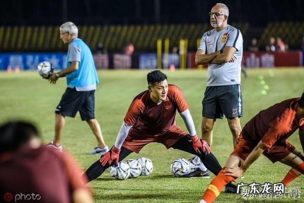 11月24日,世界杯亚洲区预选赛,中国男子足球队能战胜斜利亚取得关键3分吗?