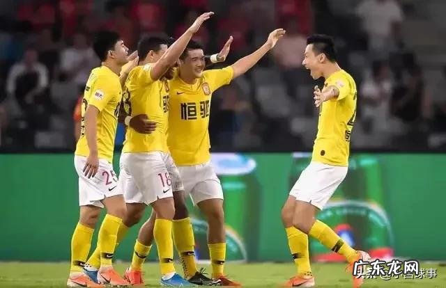 如果中超28轮上港赢了恒大,赛季结束两队积分相同,谁才是冠军?