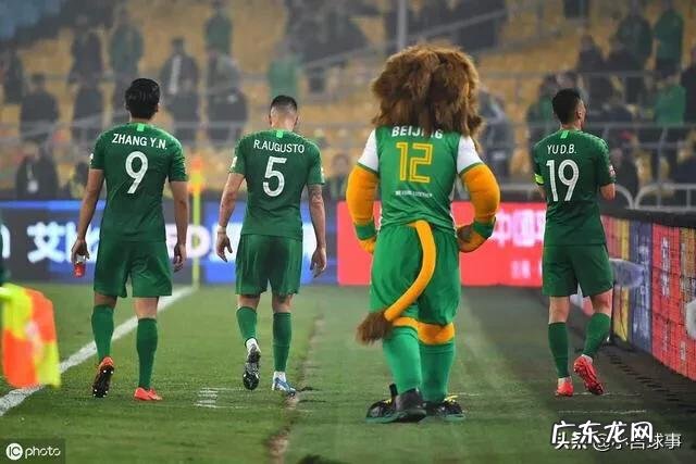 如果中超28轮上港赢了恒大，赛季结束两队积分相同，谁才是冠军？