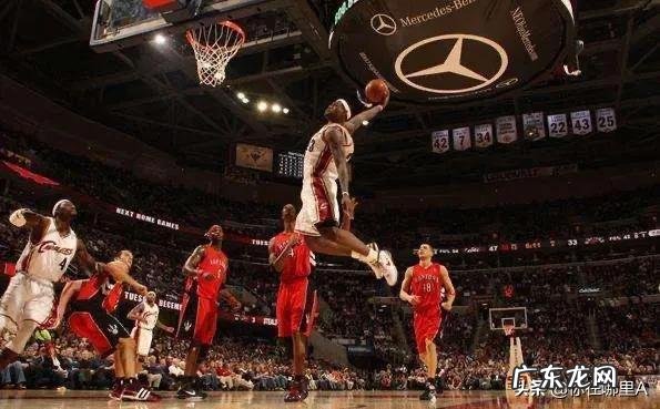 打篮球身高两米零五和两米一不就差五厘米么，为何影响那么大