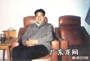 鲁迅少年时的玩伴“闰土”晚年因没钱治病逝世，子女后代如何？