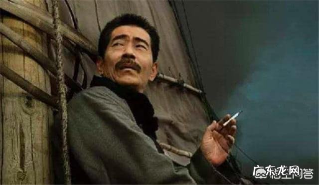 鲁迅少年时的玩伴“闰土”晚年因没钱治病逝世，子女后代如何？