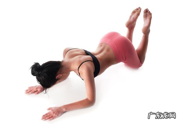 交叉式瑜伽正确步骤