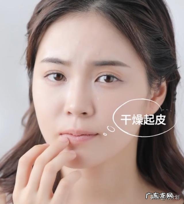 为什么不护肤反而上妆不脱妆