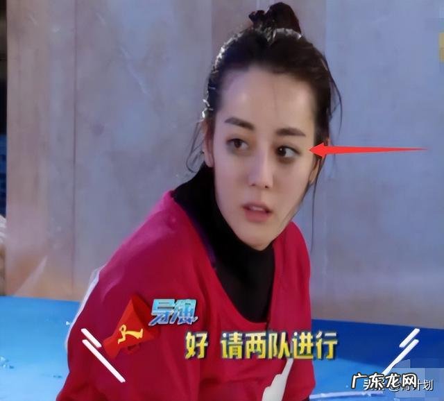 为什么不护肤反而上妆不脱妆