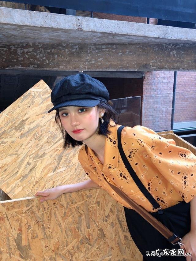 脸圆又大的女生适合什么发型