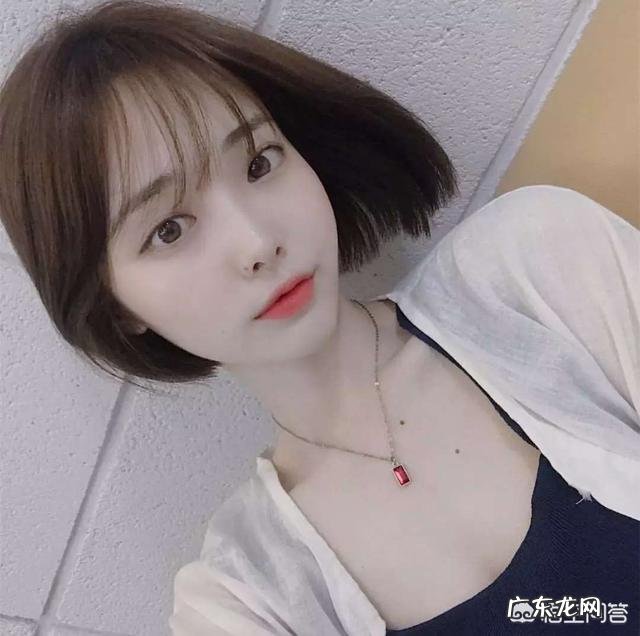 脸圆又大的女生适合什么发型