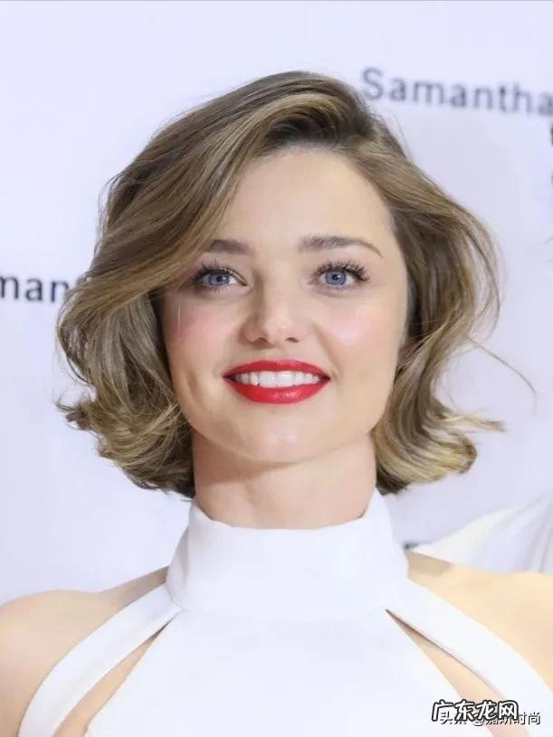 圆脸偏胖的女生适合什么发型