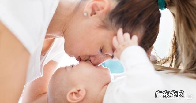 为什么母乳喂养的宝宝很瘦小