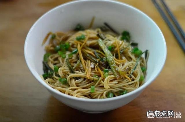 拌面怎么做比较好吃,是拉面的一种吗?