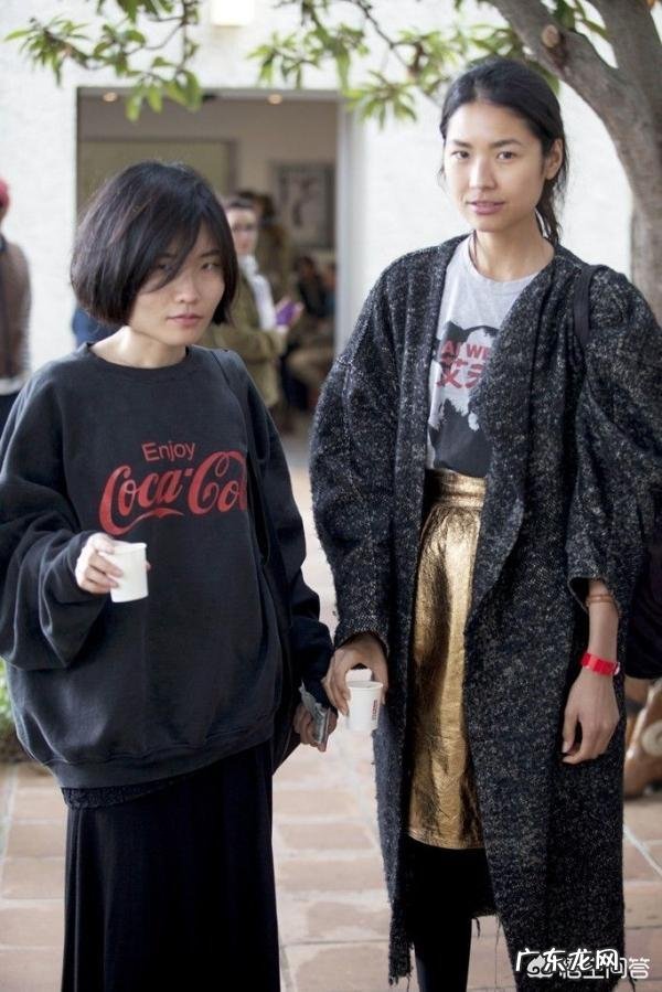 作为一个喜欢拍照的妹子，街拍你会选择什么服装出镜？