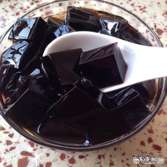 龟苓膏营养价值很高,常吃对身体有哪些好处?