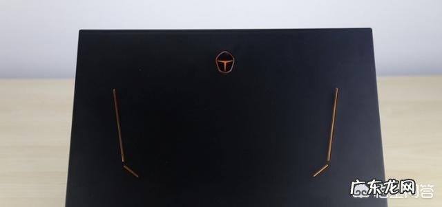 漫威中的雷神之锤为何不会压塌载体,还能够挂在墙上