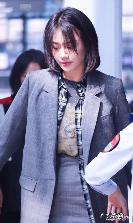 剪了短发的马思纯,男士西装穿出帅气风格,现在是流行“反串”吗