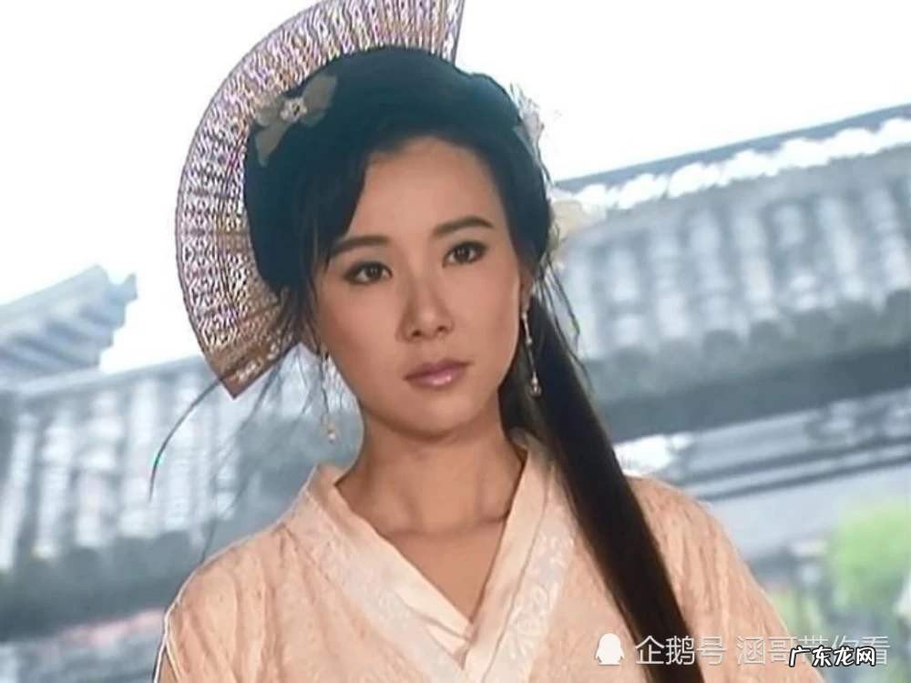 圆月弯刀秦可情的结局