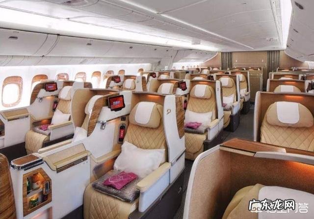 飞机上头等舱和商务舱的区别有哪些