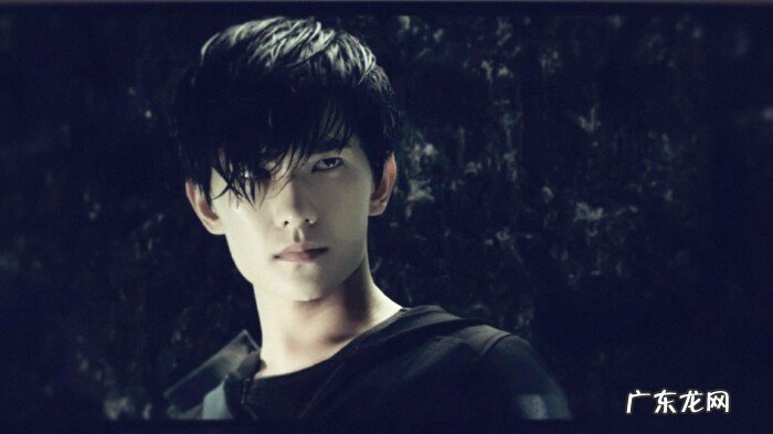 盗墓笔记中小哥的真实身份是什么