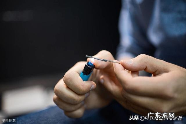 痤疮的炎症和非炎症阶段如何应对