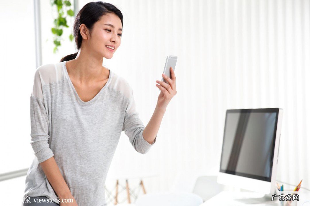 苹果手机为什么要打开微信才能收到消息?