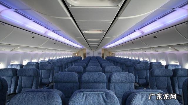 有人说服务头等舱的空姐一般会比服务经济舱的年轻漂亮,你怎么看