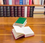 天连水尾水连天的上一句