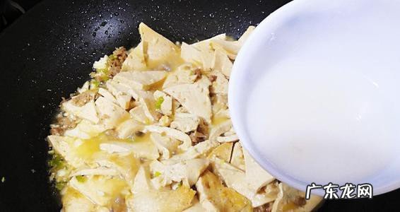 为什么炒菜放水淀粉