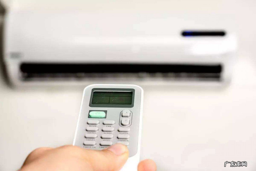 空调制冷温度调高能省电吗