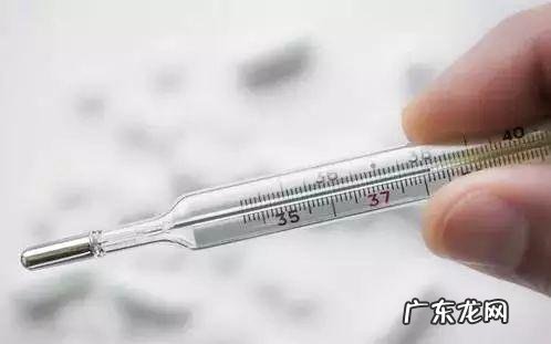 感冒发烧喝什么药？