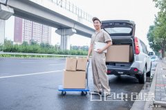 面包厢式运输车客车啥区别