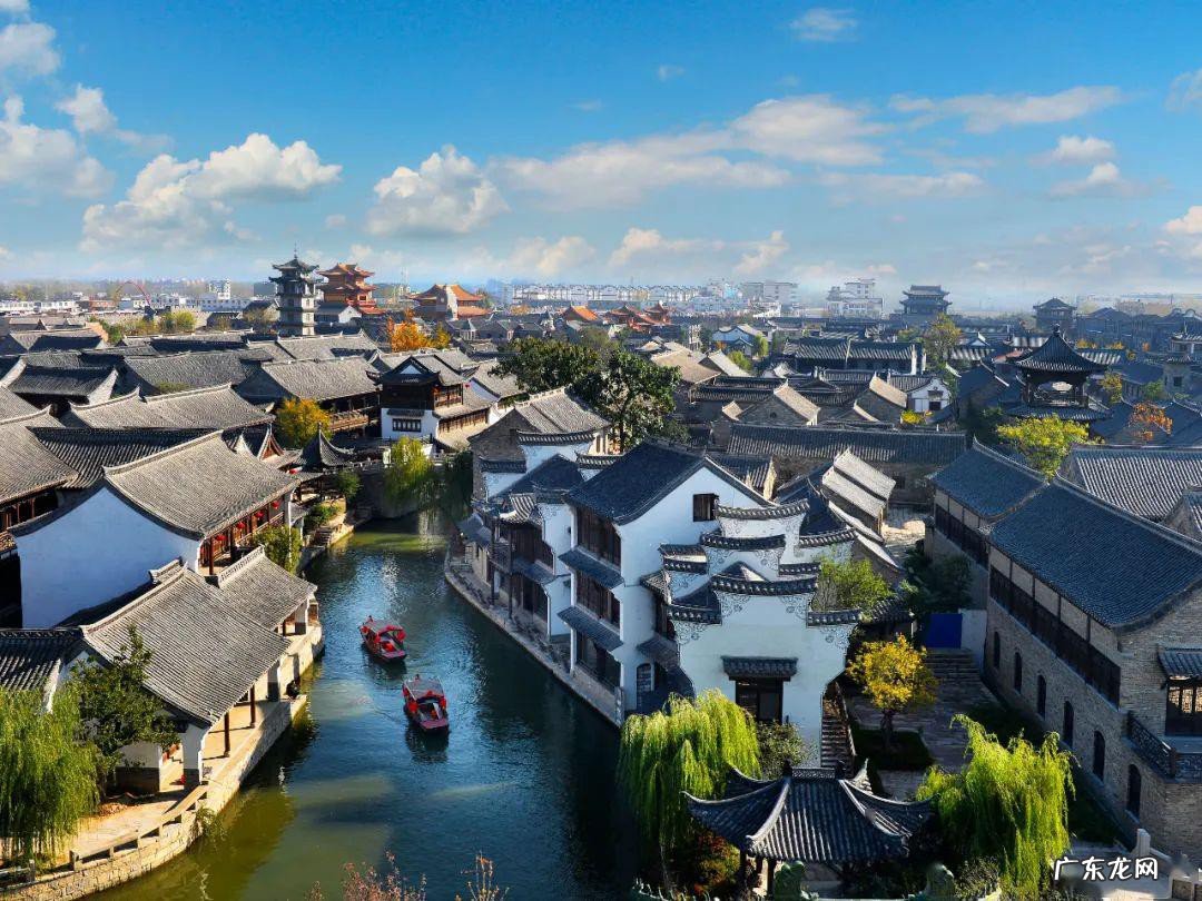 朋友圈发古镇的句子