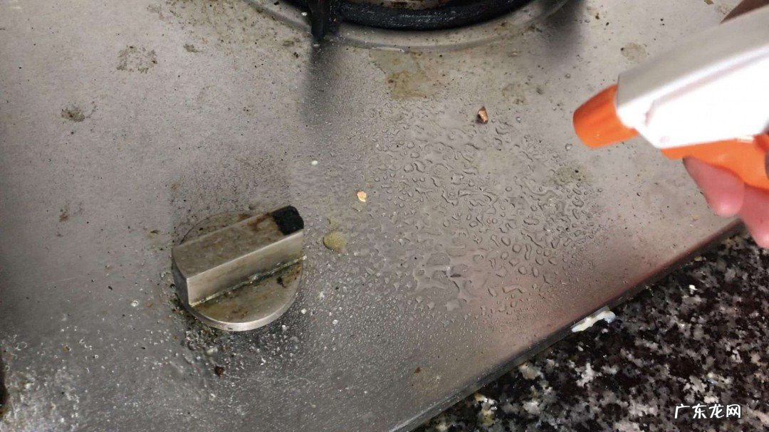 怎么清洗车上油污