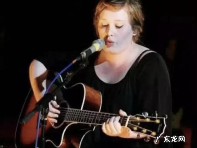 阿黛尔:凭三张专辑封神,离婚后怒减95斤,开始第四次恋爱