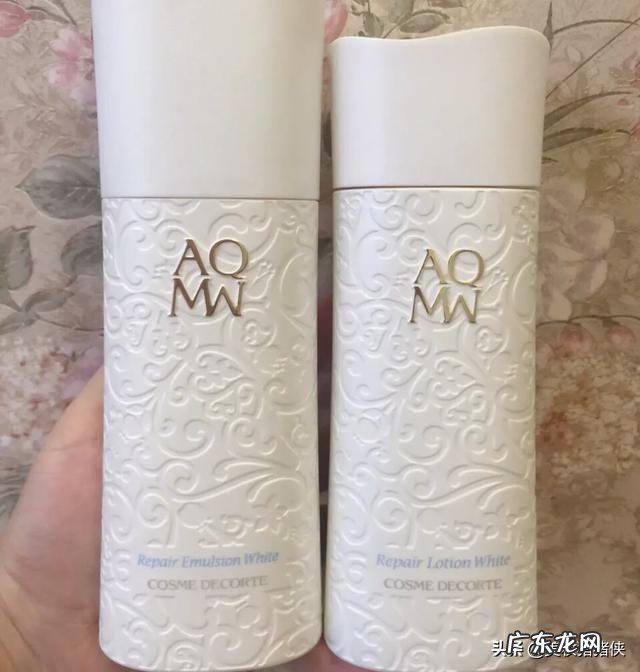 集美们,有什么特别好用的面霜推荐嘛,偏向于提亮肤色的那种