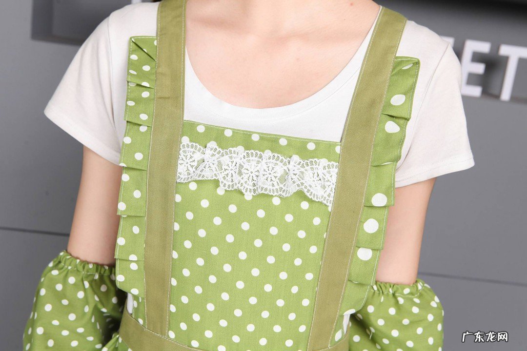 做饭衣服油污怎么处理掉