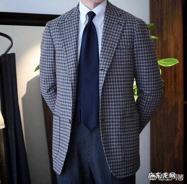 西装应该怎么搭配领带?