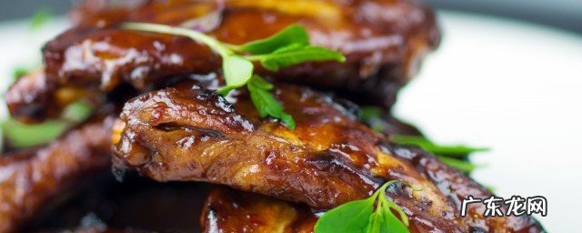 红烧排骨怎么做才是红色的