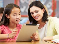 打球前面要加the吗