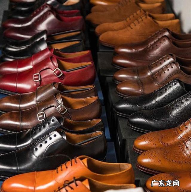 皮鞋配牛仔裤的搭配