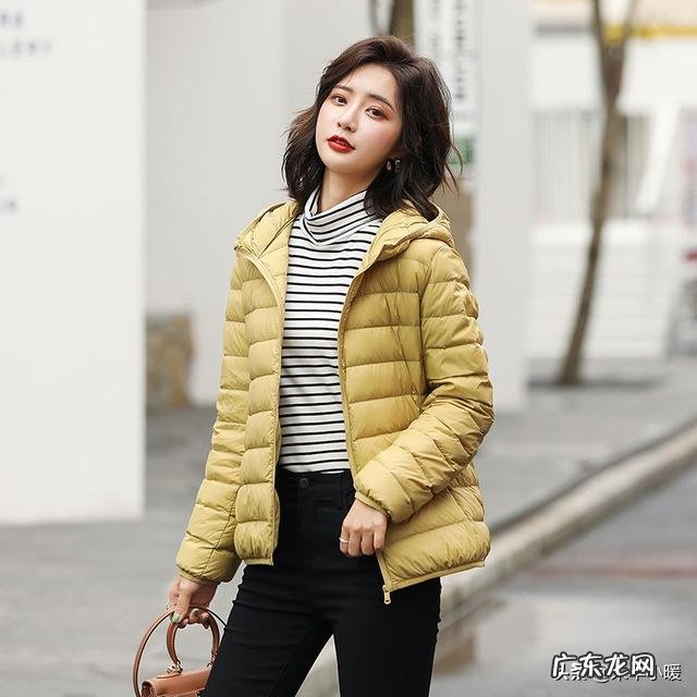 羽绒服薄的适合什么季节穿，怎么样
